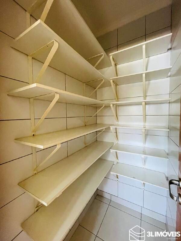 Casa em Condomínio para aluguel no Condomínio Alto dos Ipês: 