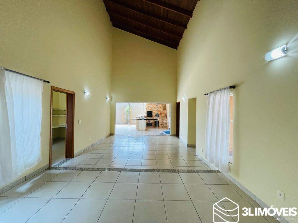 Casa em Condomínio para aluguel no Condomínio Alto dos Ipês: 