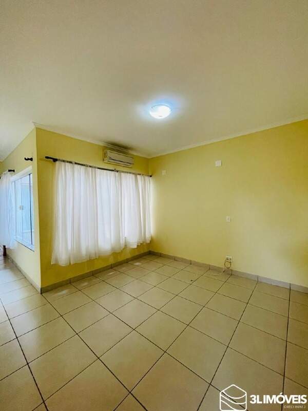 Casa em Condomínio para aluguel no Condomínio Alto dos Ipês: 