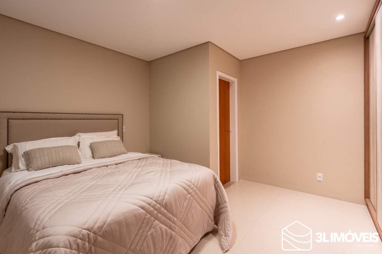 Apartamento à venda no Colinos: 