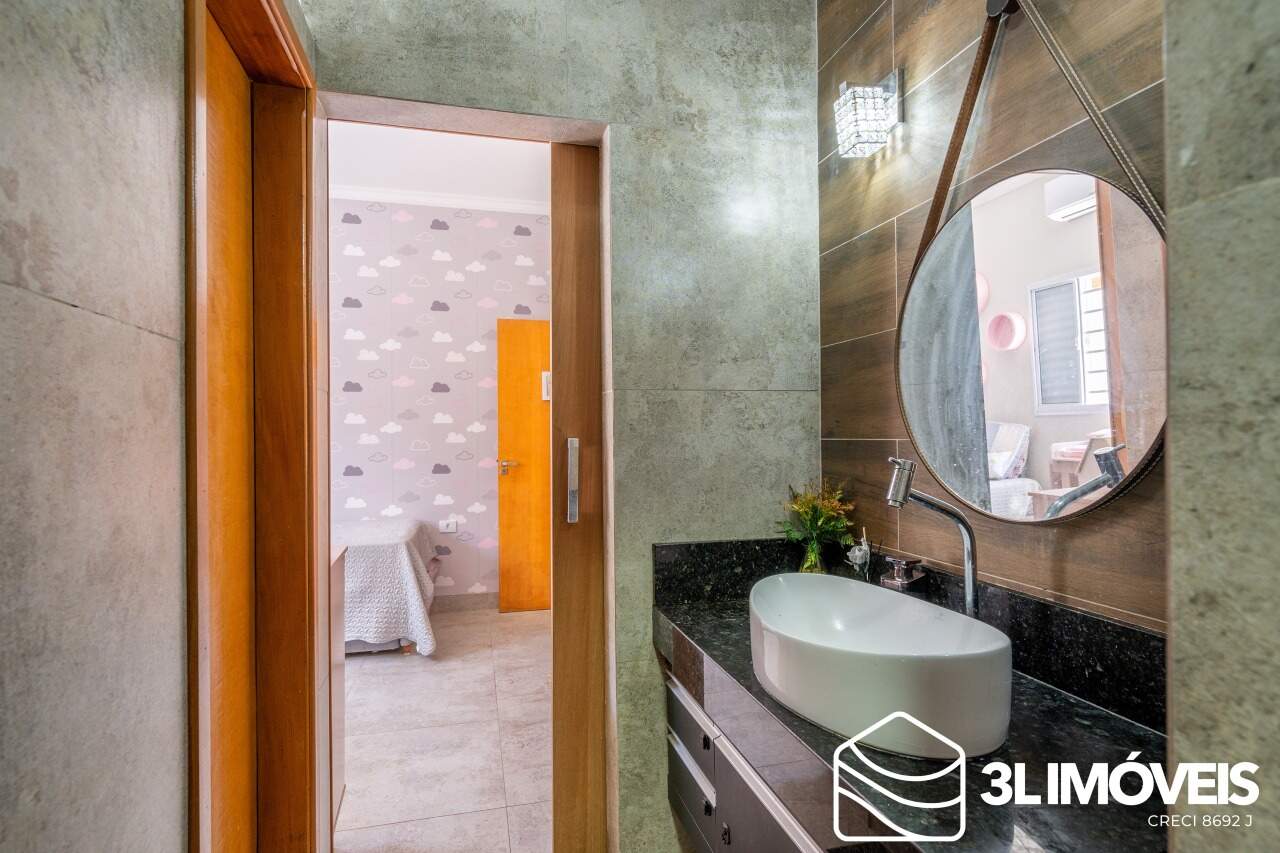 Casa à venda no Jardim Paranapunga: 