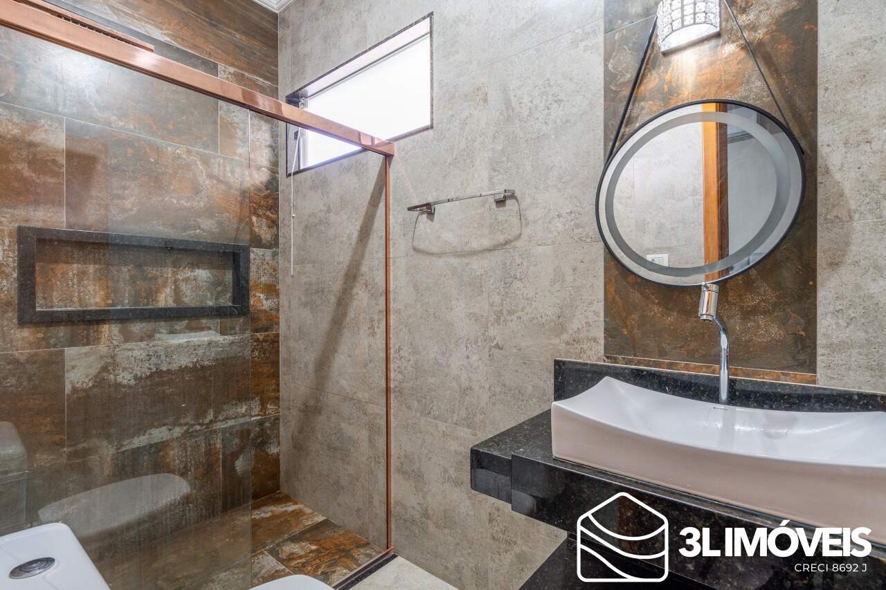 Casa à venda no Jardim Paranapunga: 