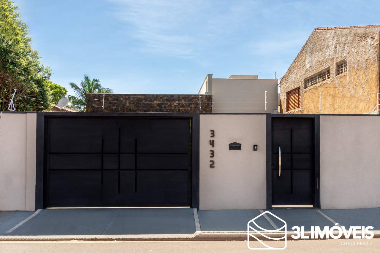 Casa à venda no Jardim Paranapunga: 