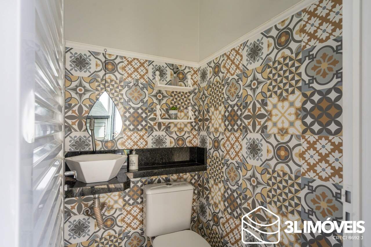 Casa à venda no Jardim Paranapunga: 