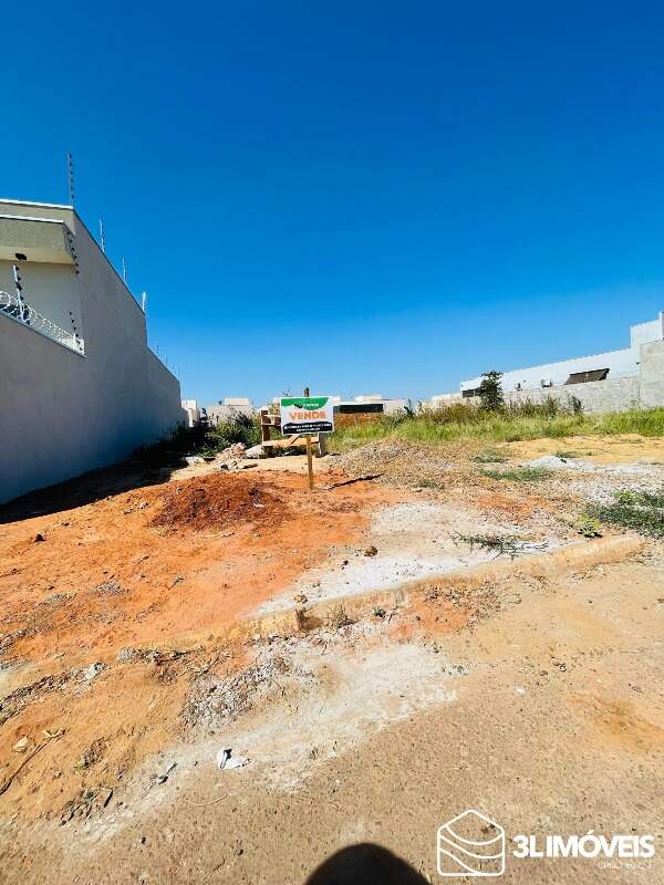 Terreno à venda no Loteamento Bela Vista da Lagoa: 