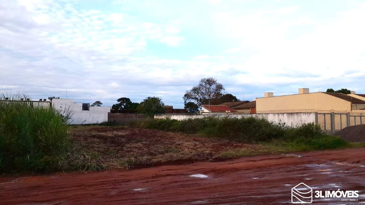 Terreno à venda no Jardim Alvorada: 