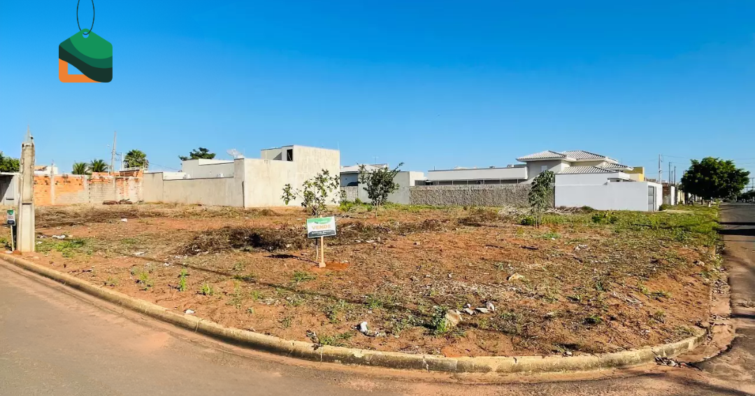 Terreno à venda no Jardim dos Ipês I: 