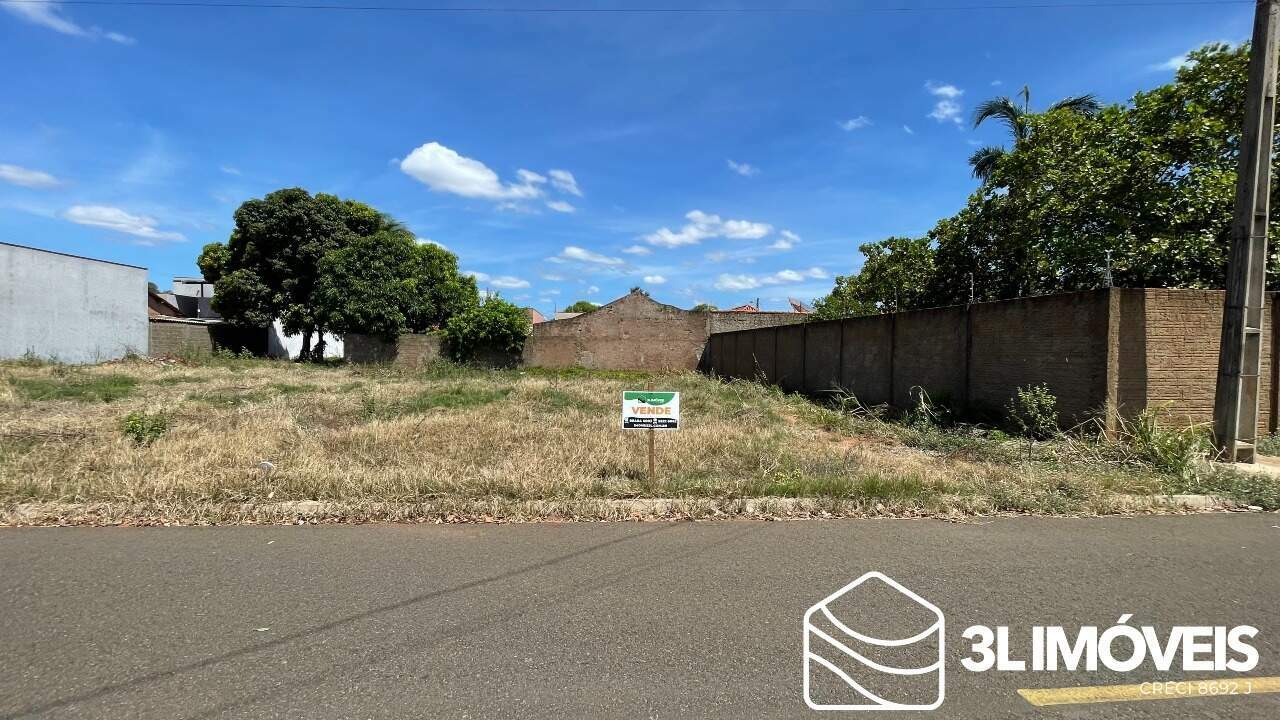 Terreno à venda no Santa Rita: