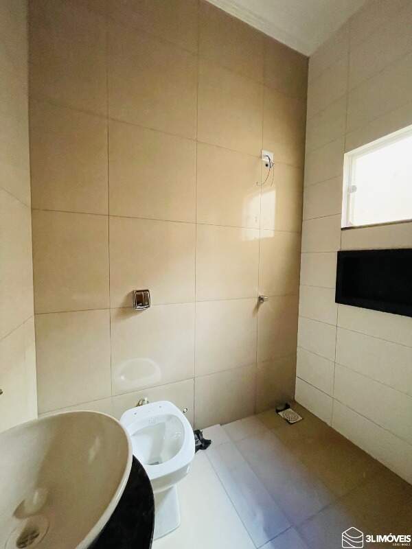 Casa à venda no Jardim Paranapunga: 