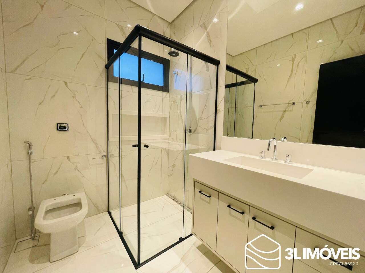 Casa em Condomínio à venda no Condomínio Alto dos Ipês: