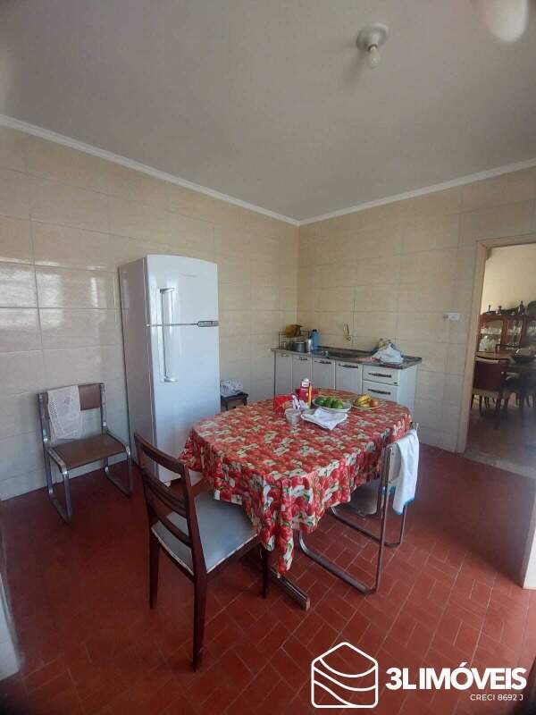 Casa à venda no Centro: