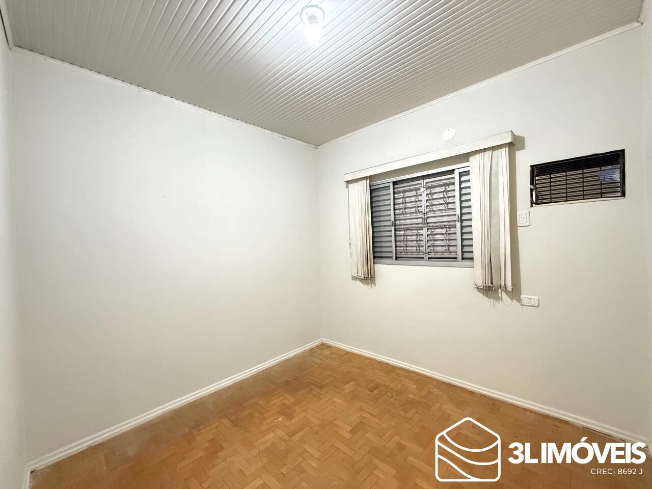 Casa à venda no Jardim Primaveril: 