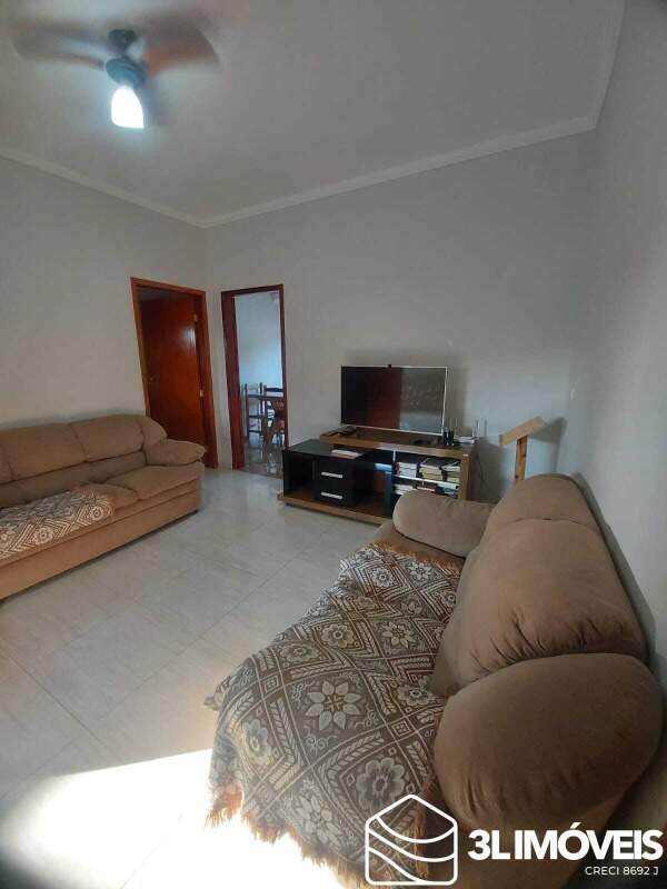 Casa à venda no Jardim Aeroporto: