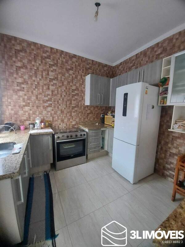 Casa à venda no Jardim Aeroporto: