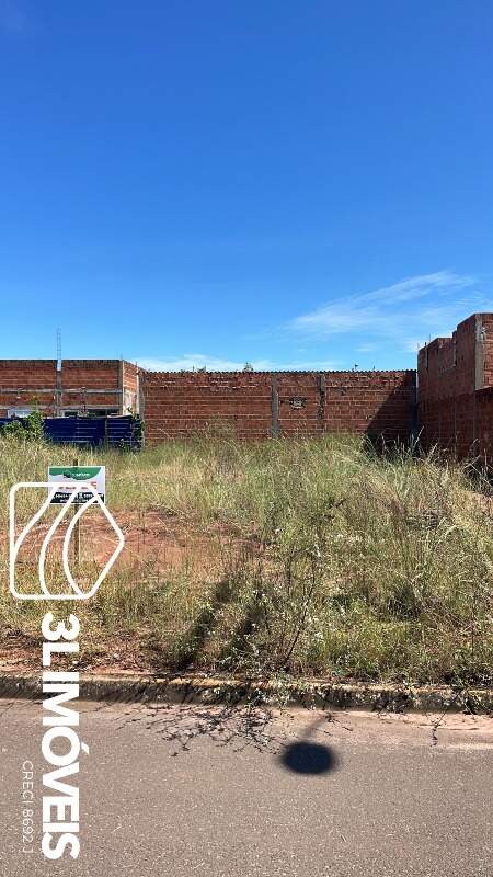 Terreno à venda no Real Park: