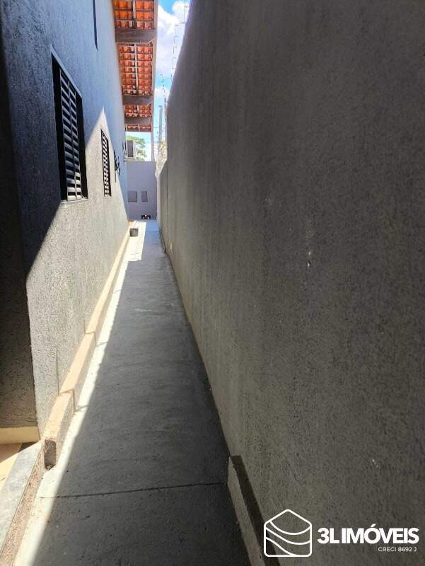 Casa à venda no Jardim Dourados: