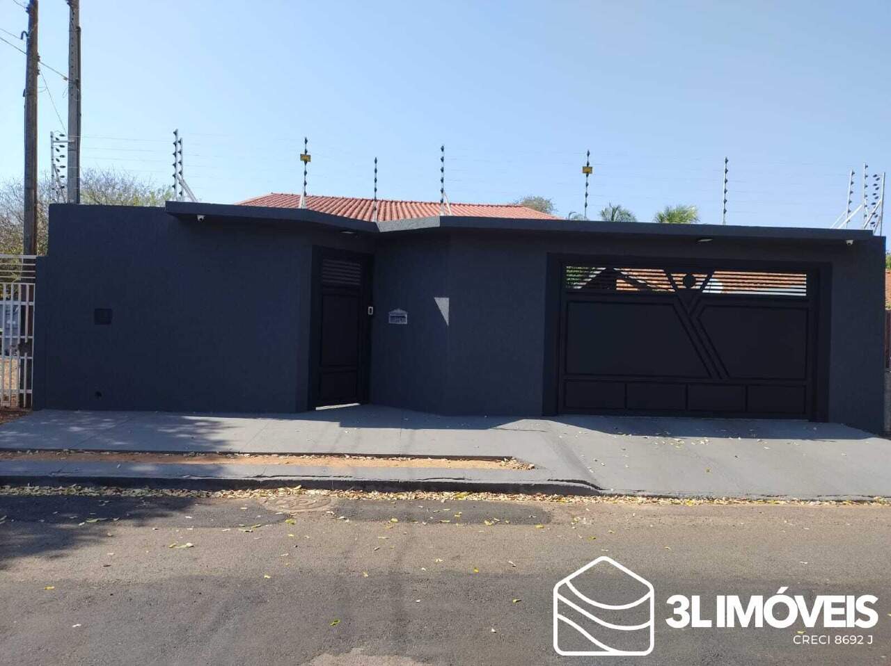 Casa à venda no Jardim Dourados: 