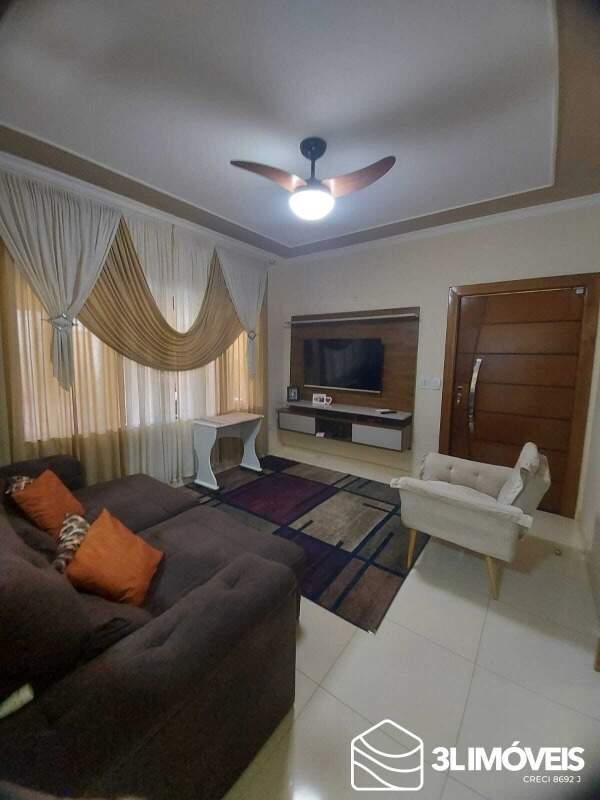 Casa à venda no Santos Dumont: 