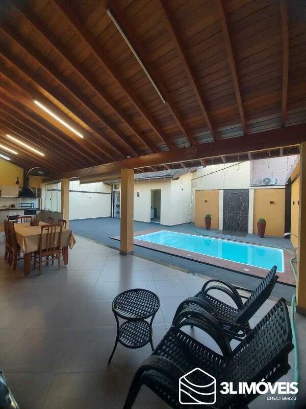 Casa à venda no Santos Dumont: