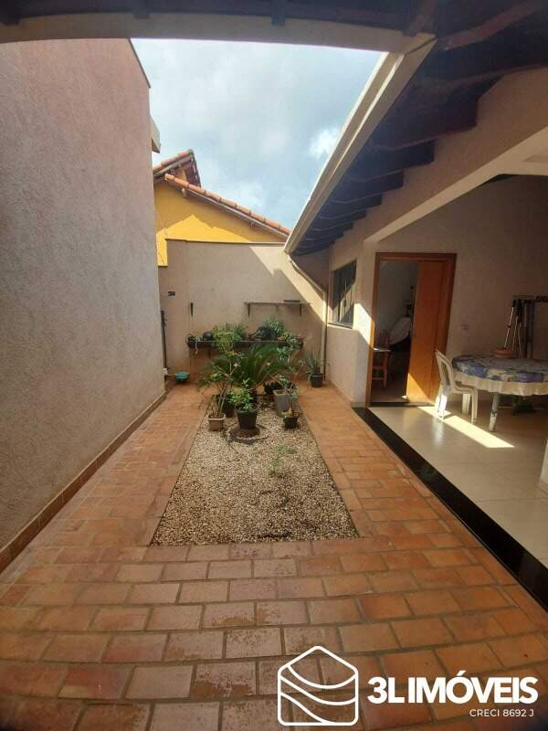 Casa à venda no Centro: