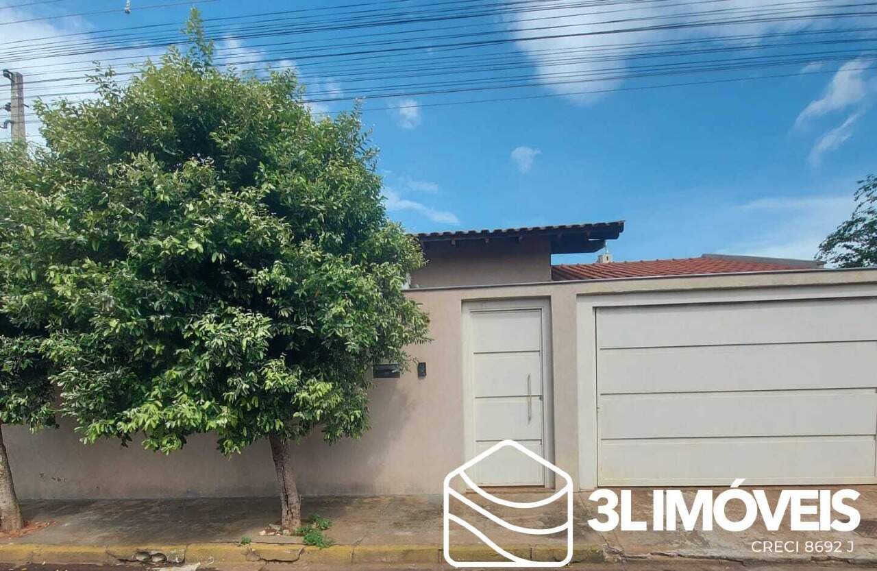 Casa à venda no Centro: 