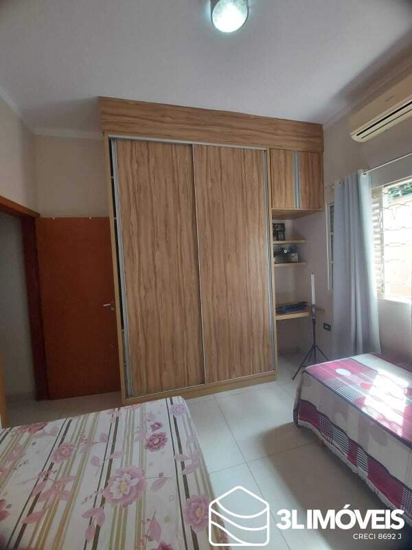 Casa à venda no Centro: