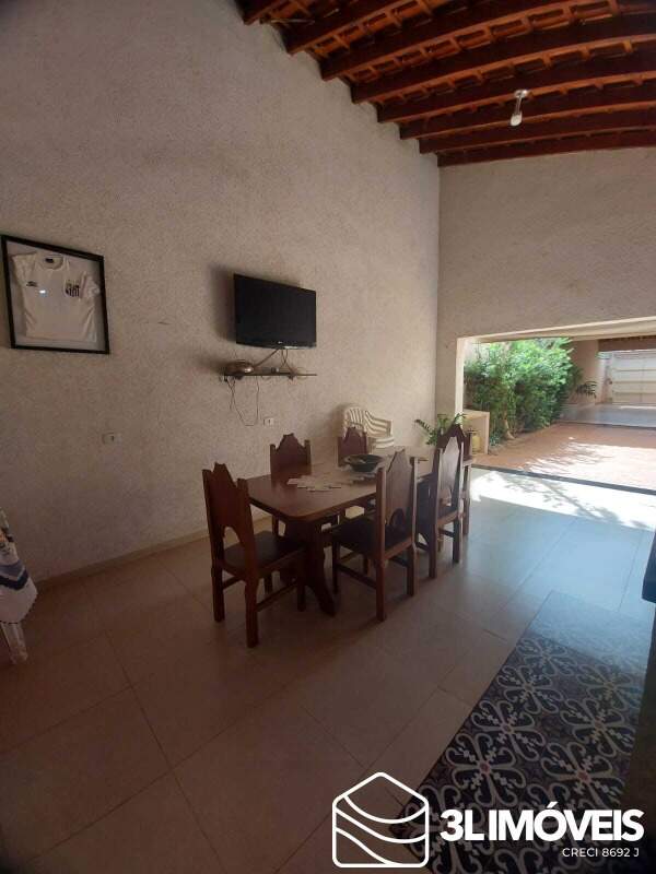 Casa à venda no Centro: