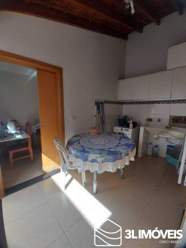 Casa à venda no Centro: