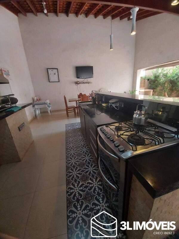 Casa à venda no Centro: