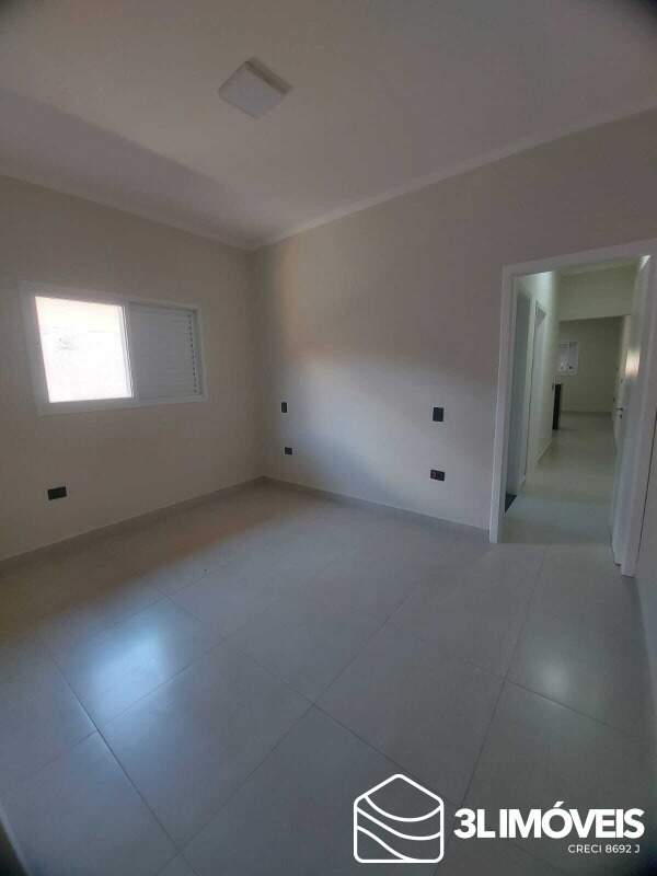 Casa à venda no Jardim dos Ipes: