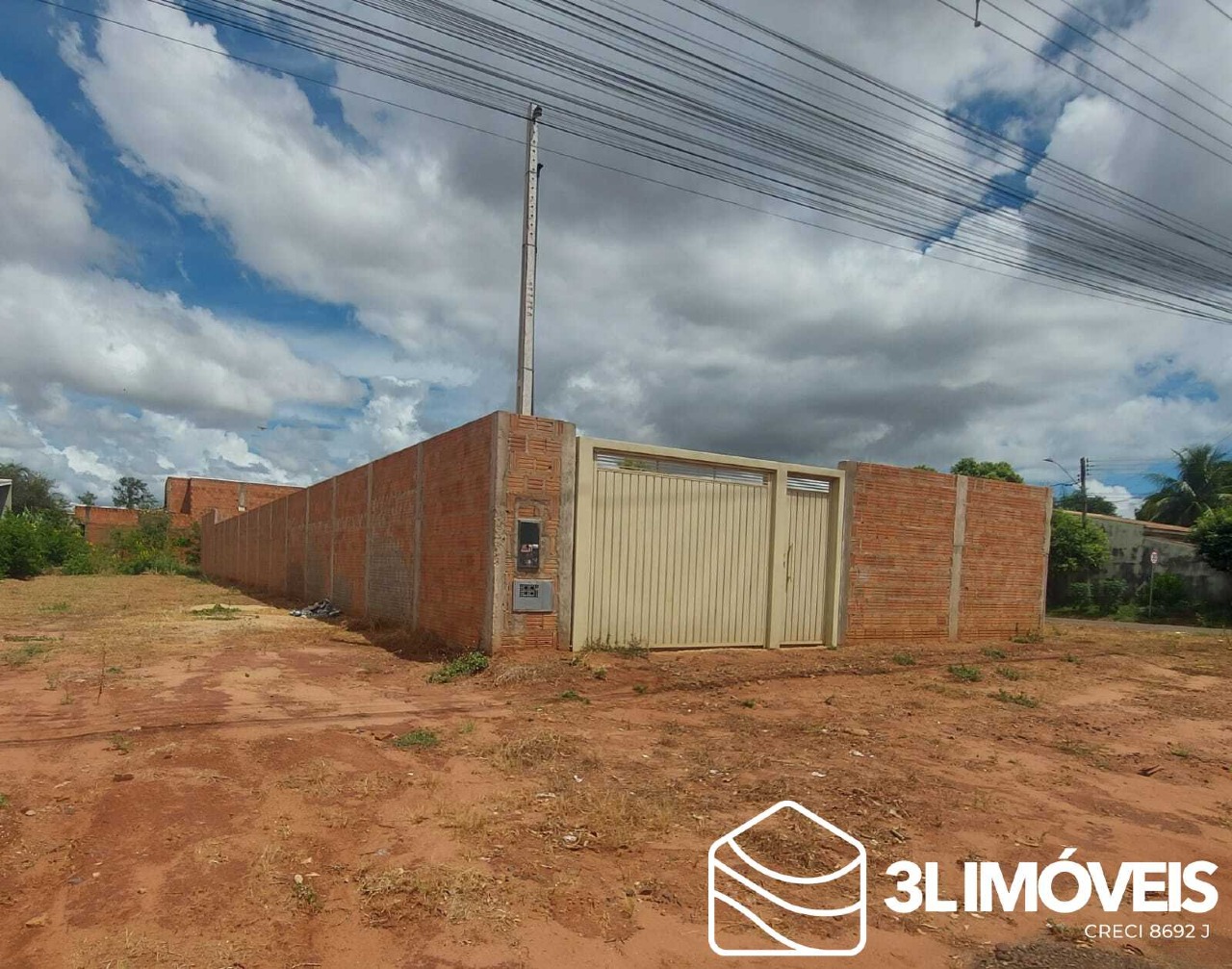 Terreno à venda no Jardim Alvorada: 