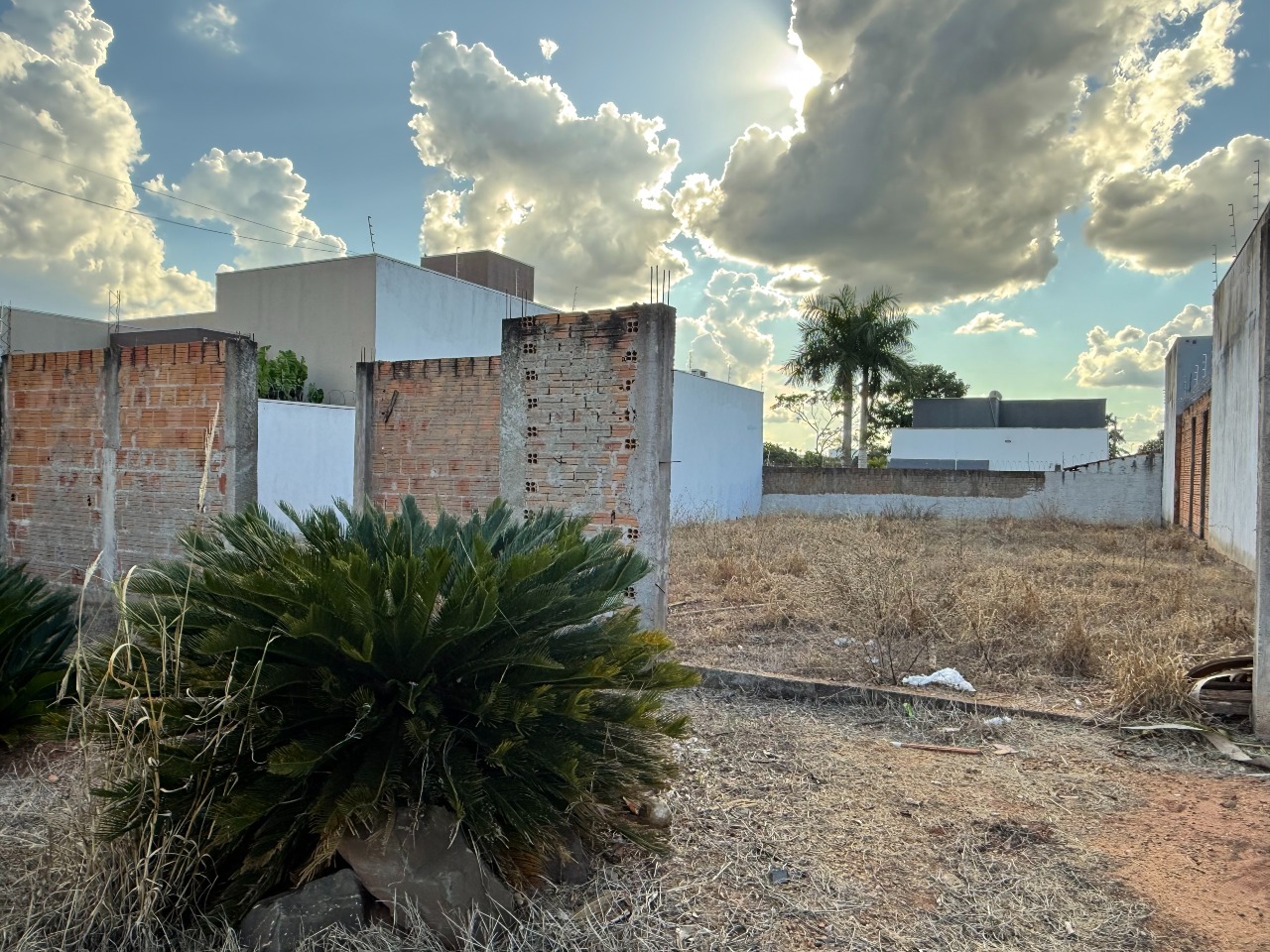Terreno à venda no Jardim dos Ipês II: 