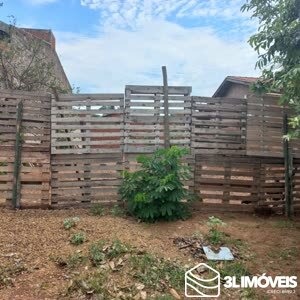 Terreno à venda no Jardim Paranapunga: 