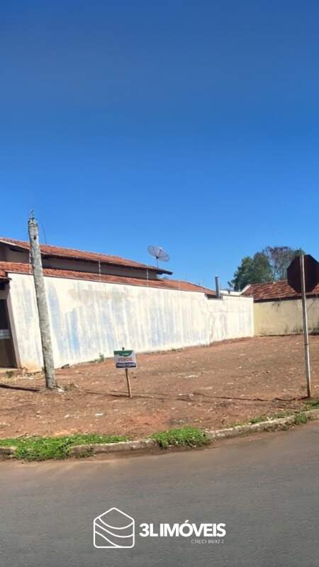 Terreno à venda no Jardim Cangalha: 