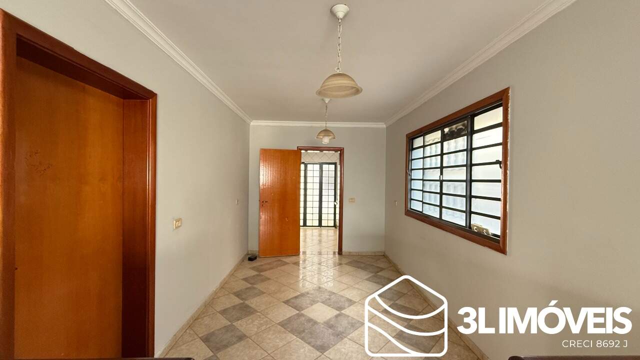 Casa para aluguel no Centro: 