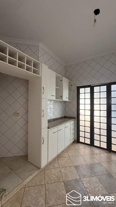 Casa para aluguel no Centro: 