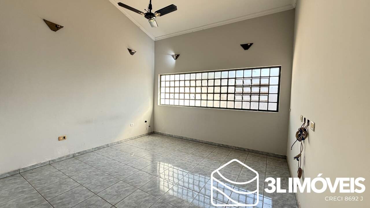 Casa para aluguel no Centro: 