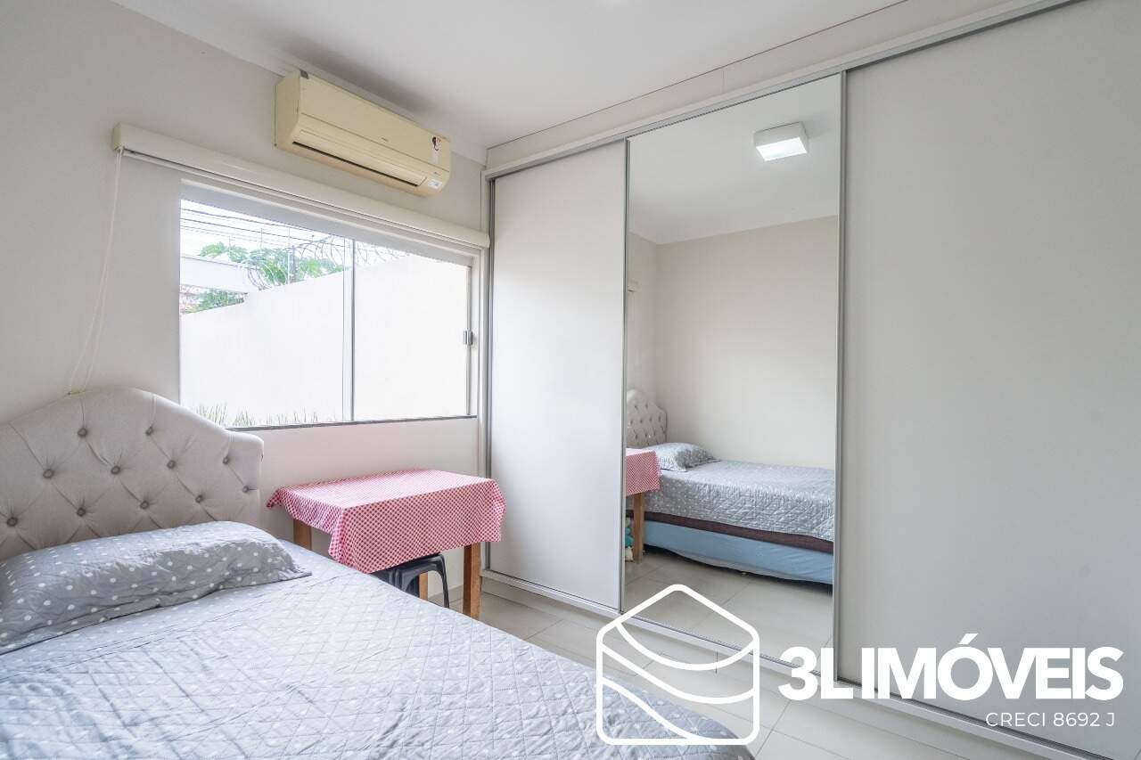 Casa à venda no Jardim dos Ipês III : 