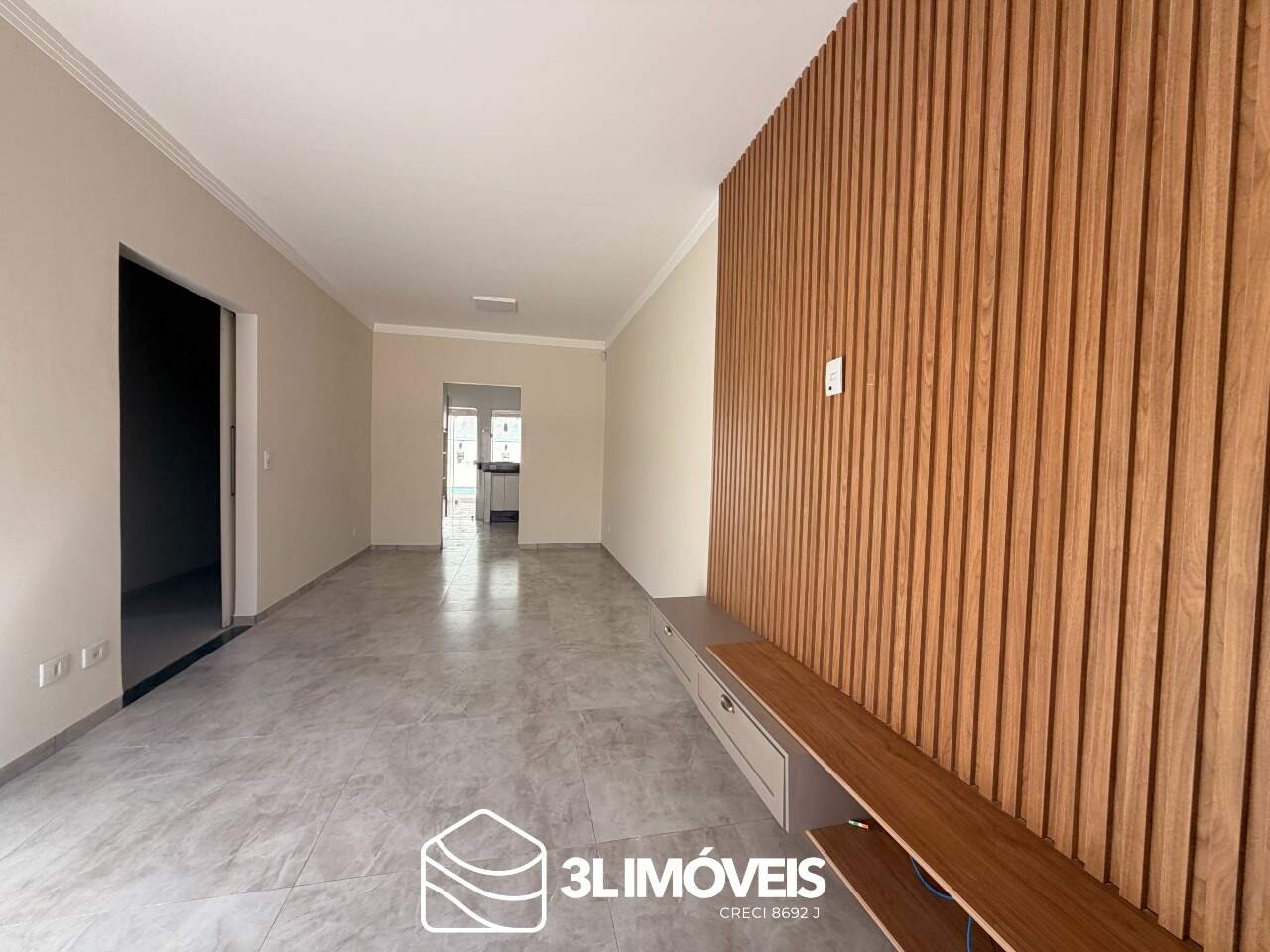 Casa à venda no Jardim dos Ipês III : 