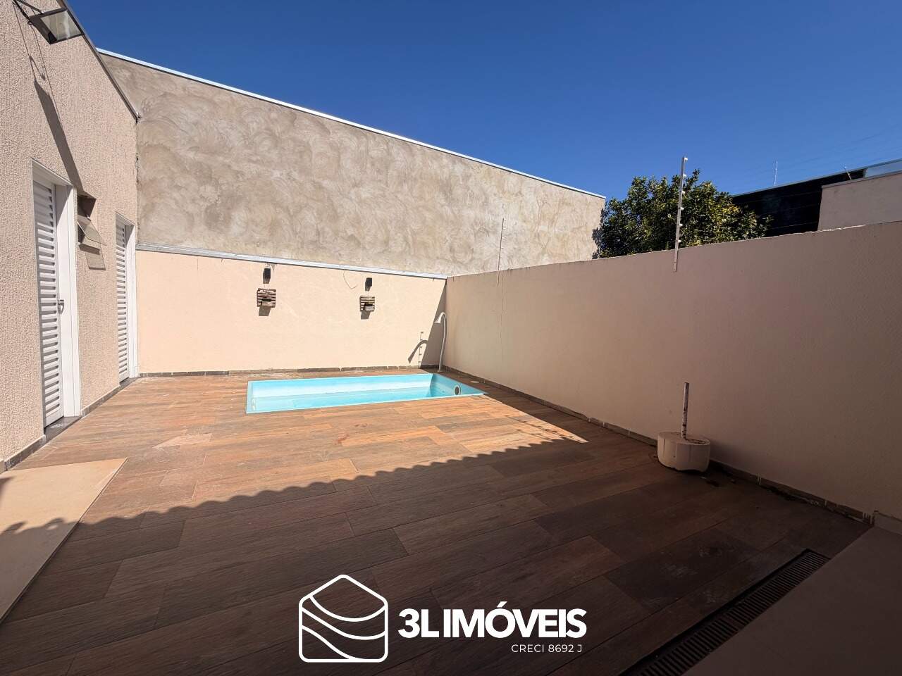 Casa à venda no Jardim dos Ipês III : 