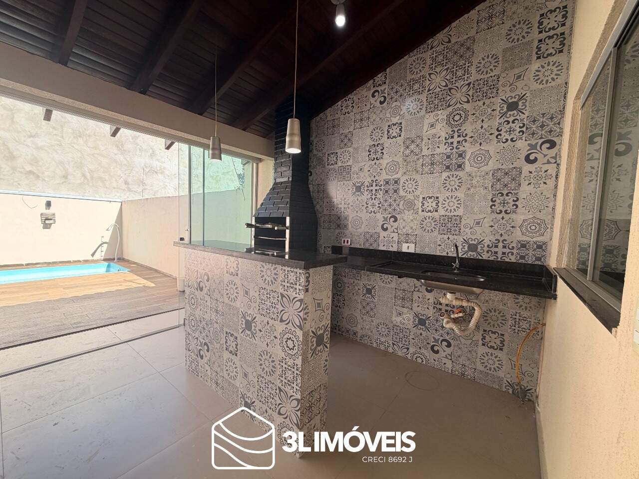 Casa à venda no Jardim dos Ipês III : 
