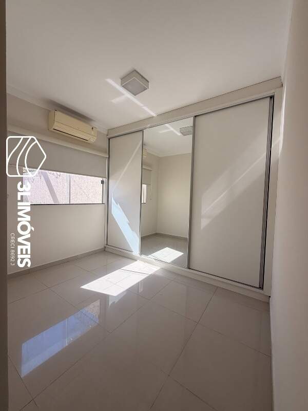 Casa à venda no Jardim dos Ipês III : 