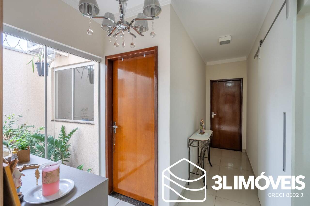 Casa à venda no Jardim dos Ipês III : 