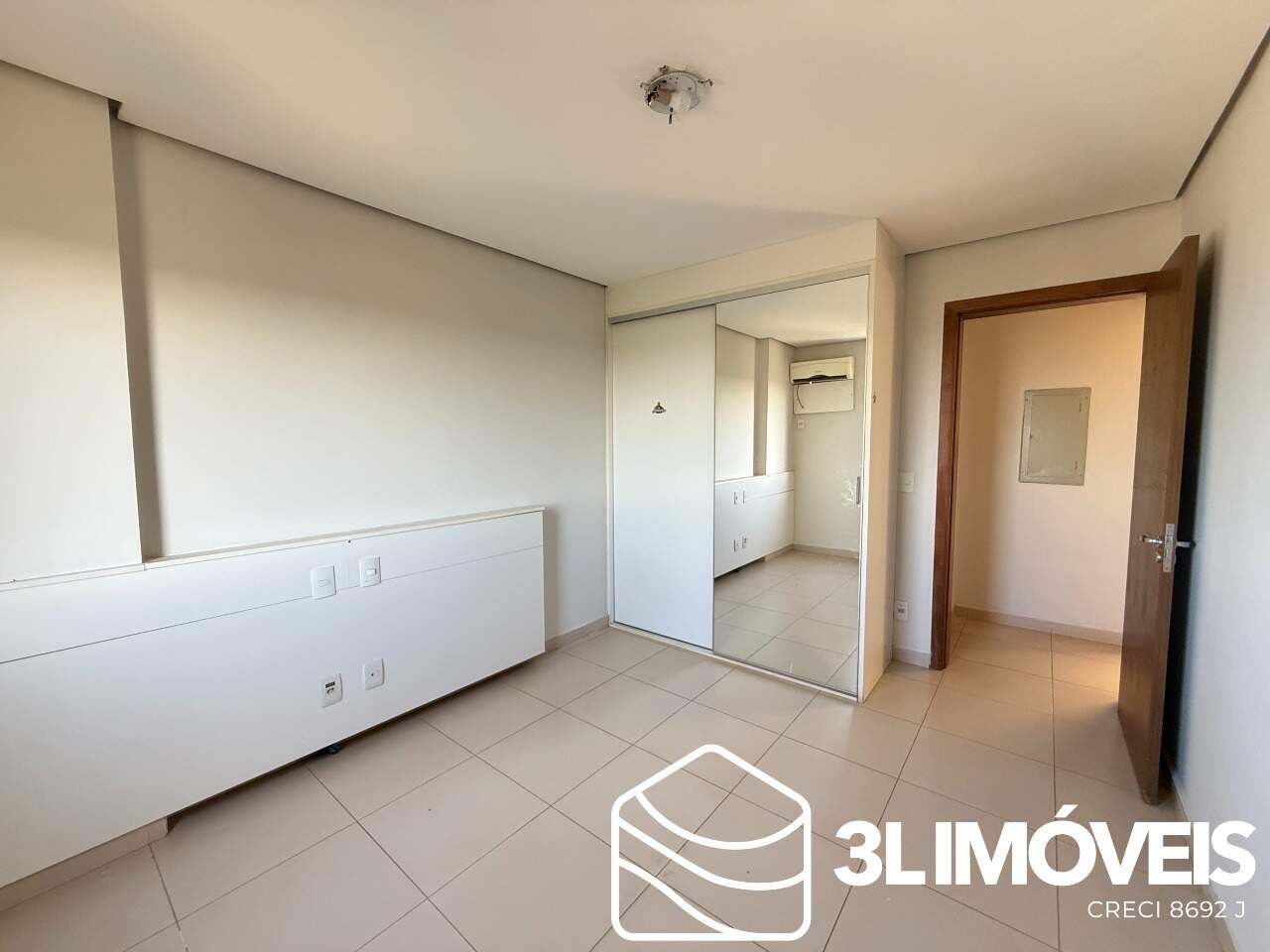 Apartamento para aluguel no Interlagos: 