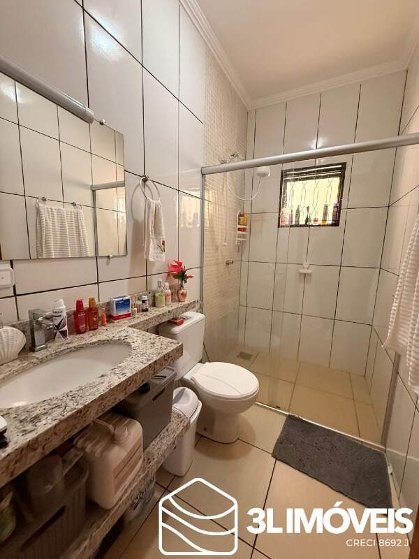 Casa à venda no Jardim dos Ipes: 