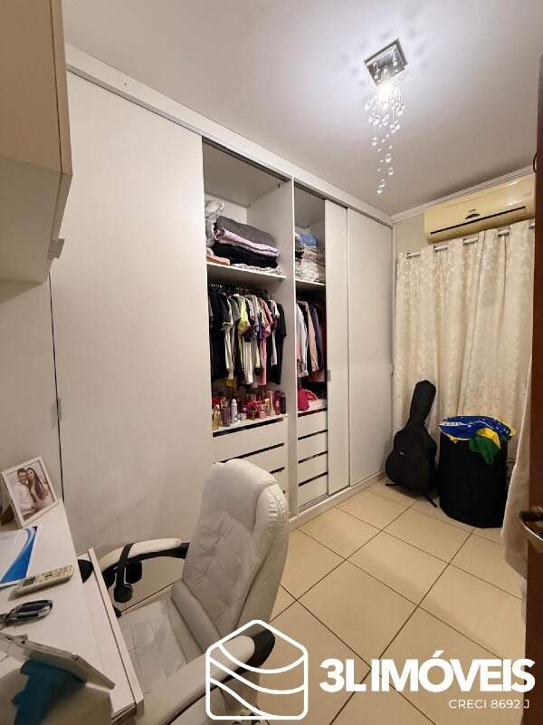 Casa à venda no Jardim dos Ipes: 