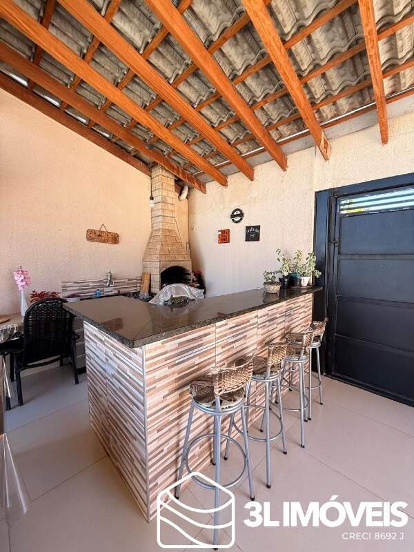 Casa à venda no Jardim dos Ipes: 