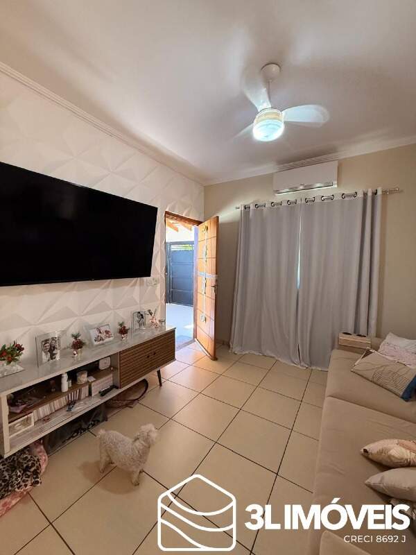 Casa à venda no Jardim dos Ipes: 