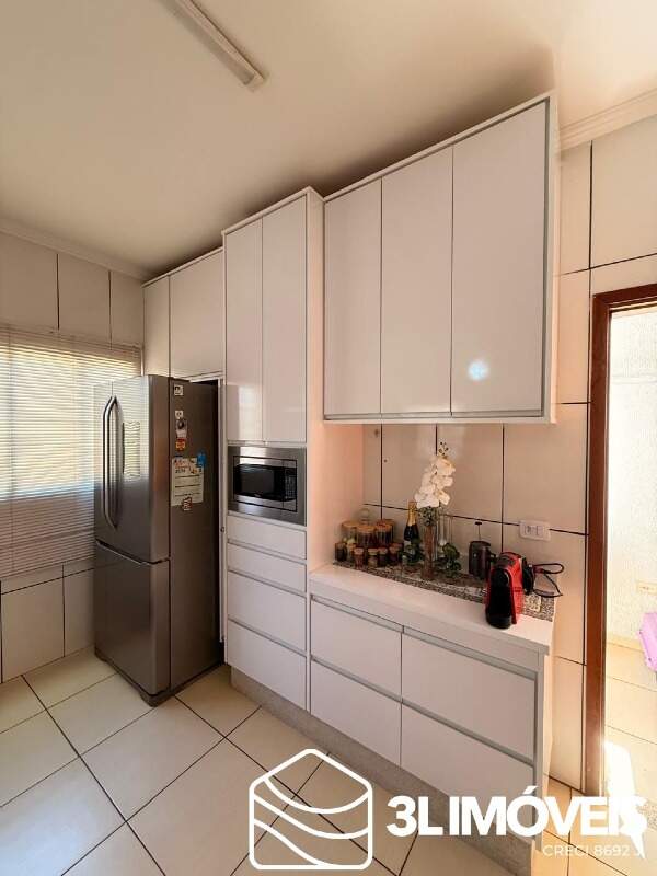Casa à venda no Jardim dos Ipes: 