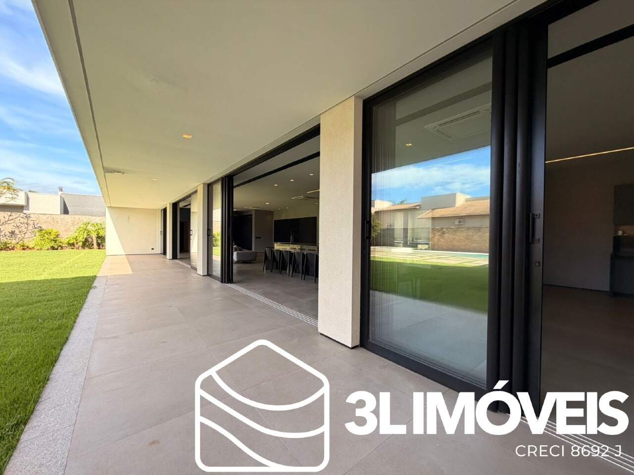 Casa em Condomínio à venda no Jardim dos Ipes: